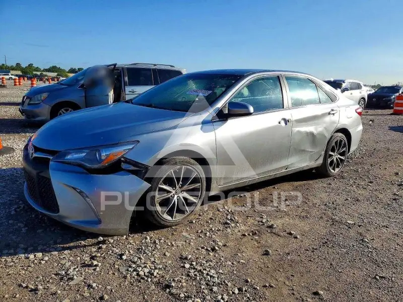 2015 Toyota CAMRY photo
