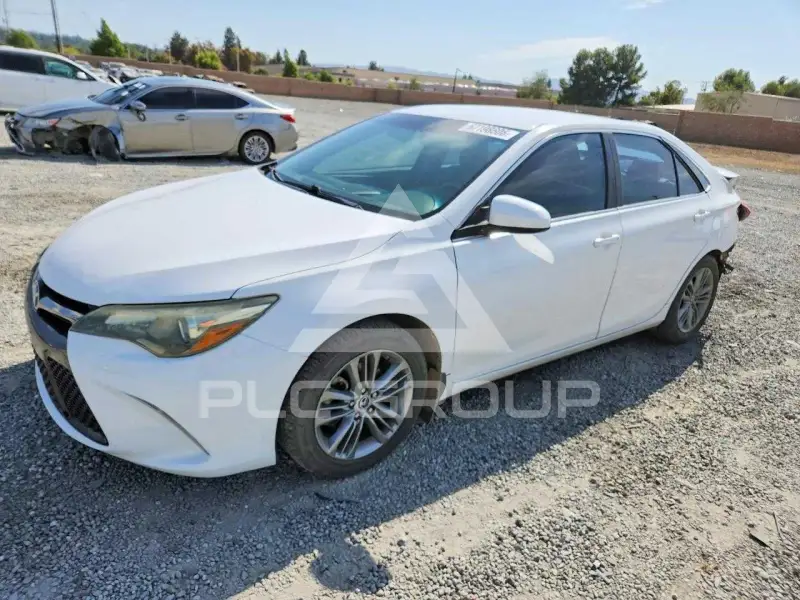 2015 Toyota CAMRY photo