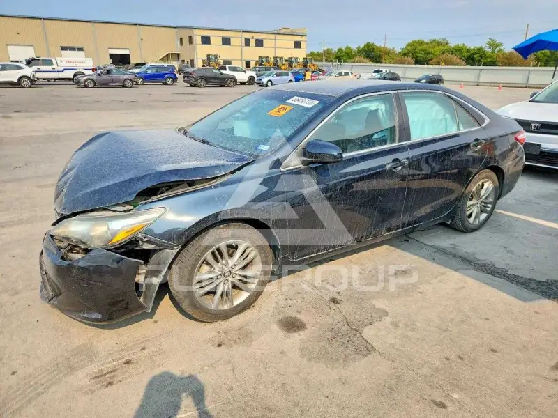 2015 Toyota CAMRY фото