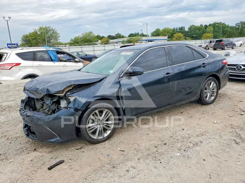 2015 Toyota CAMRY фото