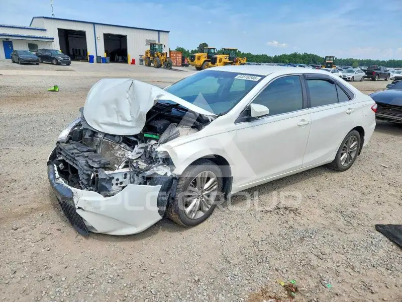 2015 Toyota CAMRY фото