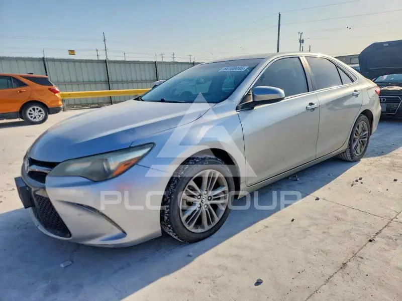 2015 Toyota CAMRY фото