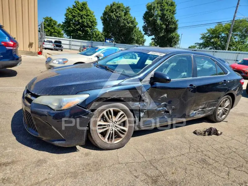 2015 Toyota CAMRY фото