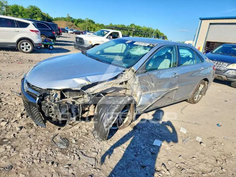 2015 Toyota CAMRY фото