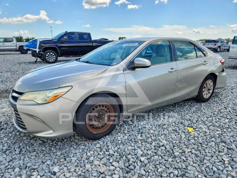 2015 Toyota CAMRY фото