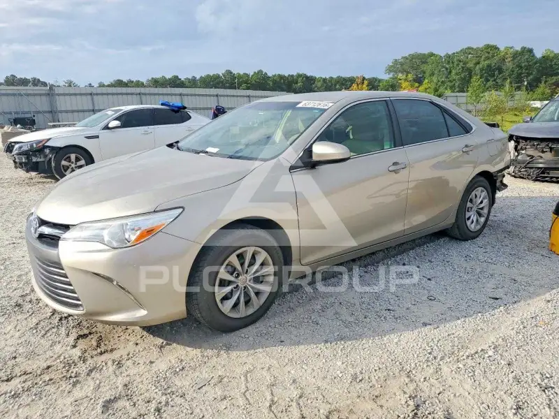 2015 Toyota CAMRY фото