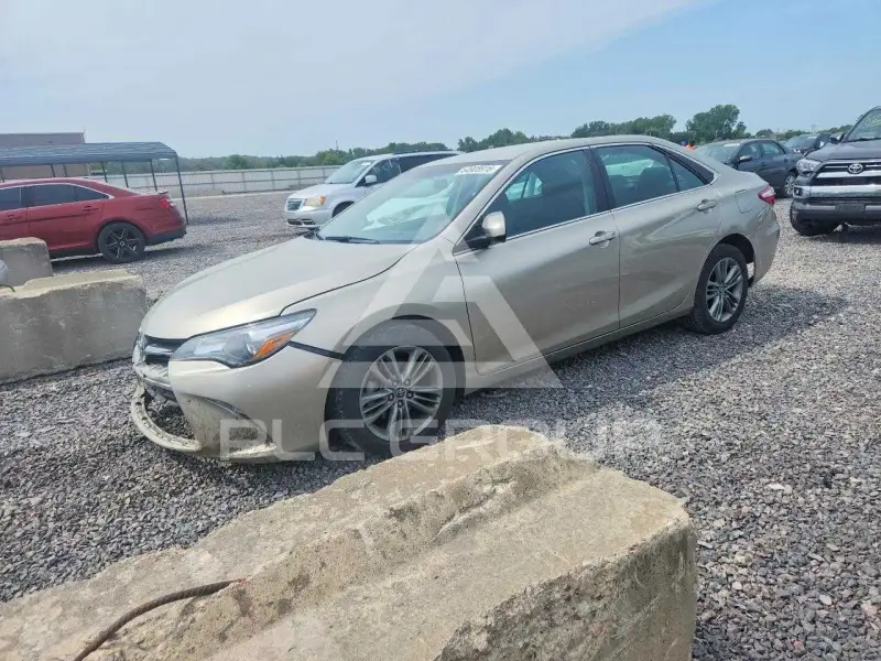 2015 Toyota CAMRY фото