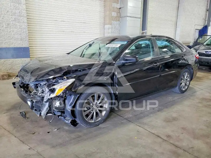 2015 Toyota CAMRY фото