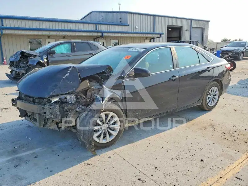 2015 Toyota CAMRY фото
