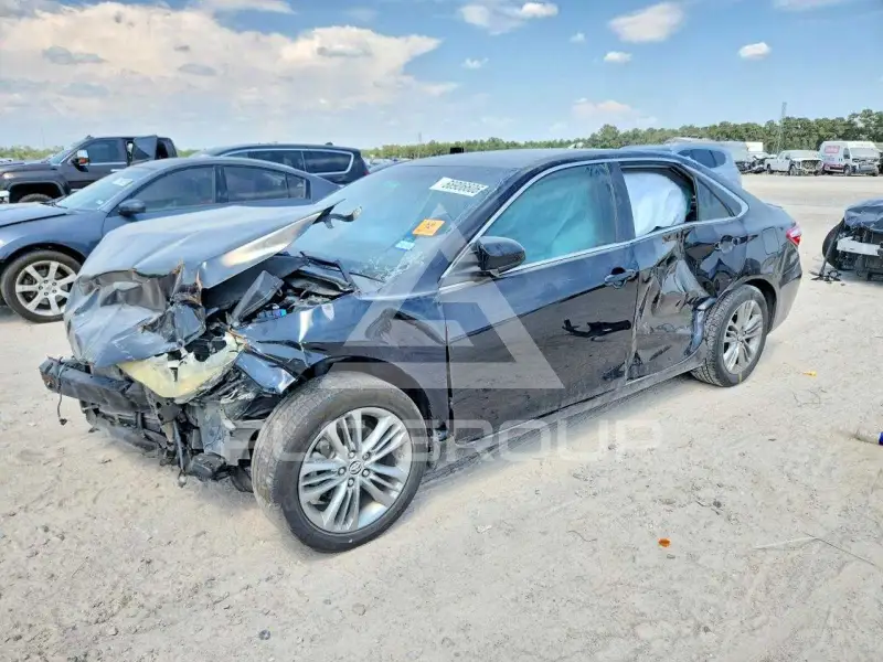 2015 Toyota CAMRY photo
