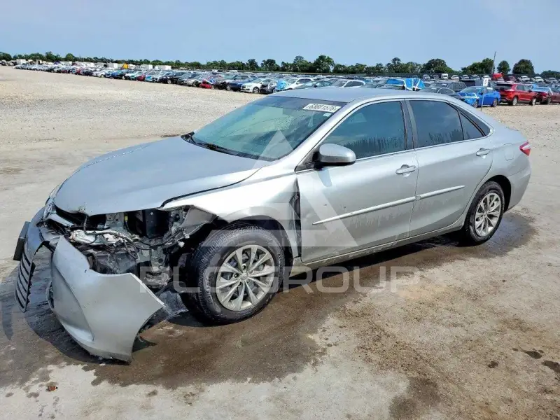 2015 Toyota CAMRY photo