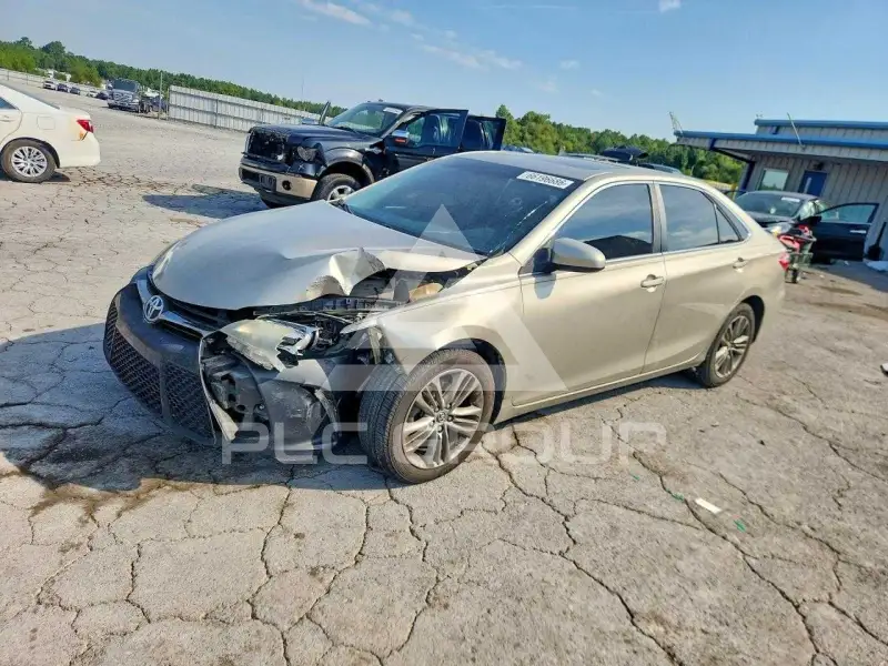 2015 Toyota CAMRY фото