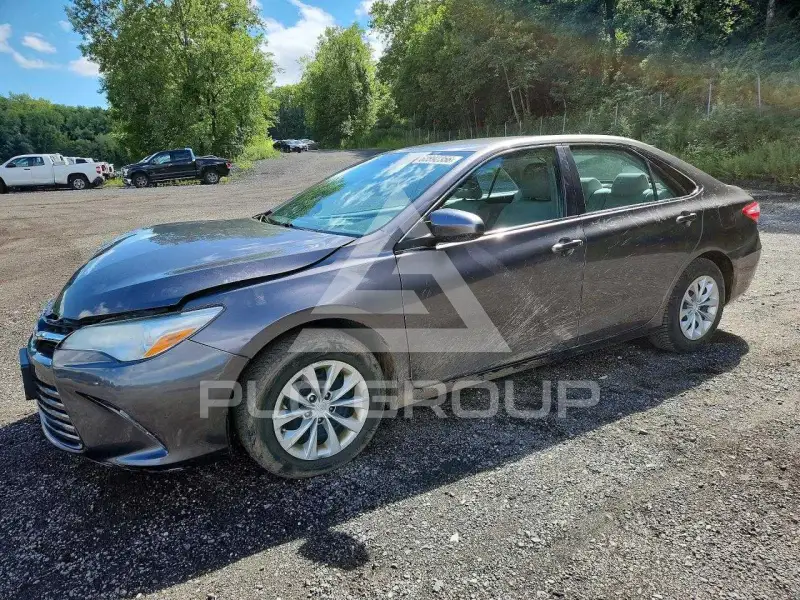 2015 Toyota CAMRY photo