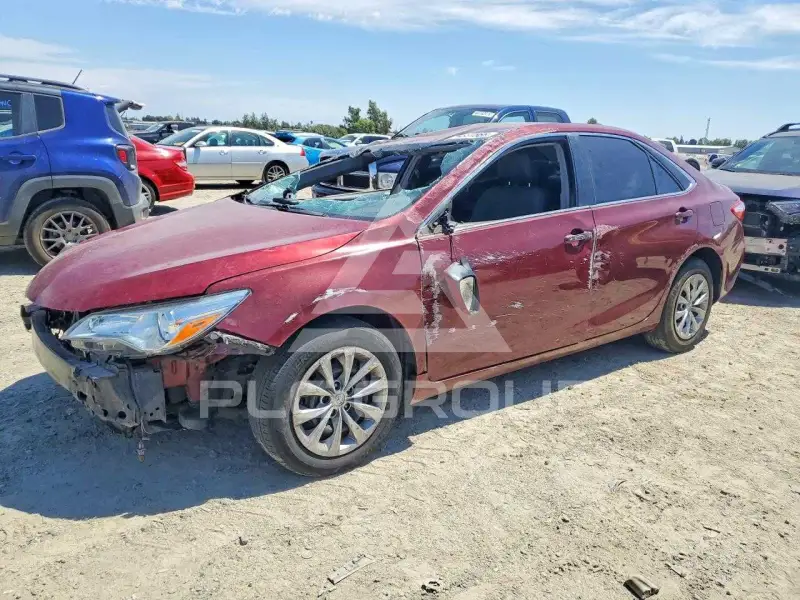 2015 Toyota CAMRY фото