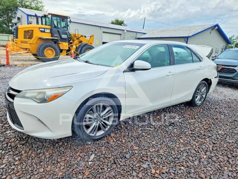 2015 Toyota CAMRY photo