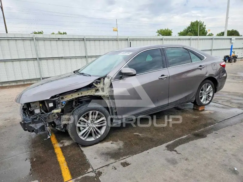 2015 Toyota CAMRY фото