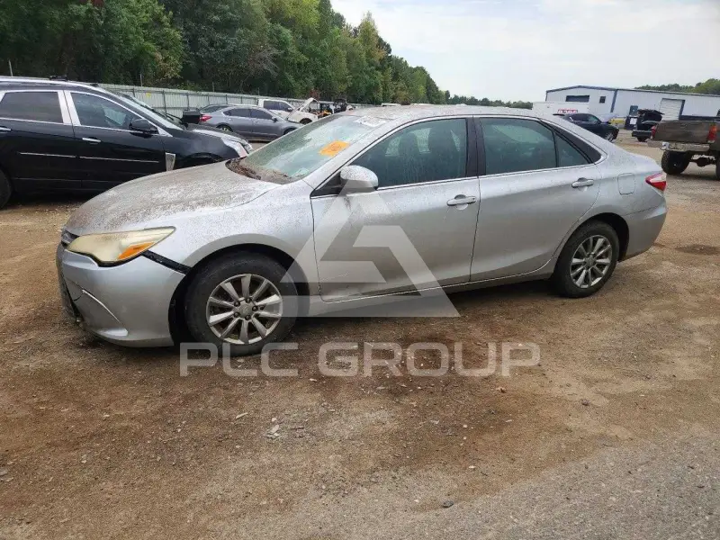 2015 Toyota CAMRY фото