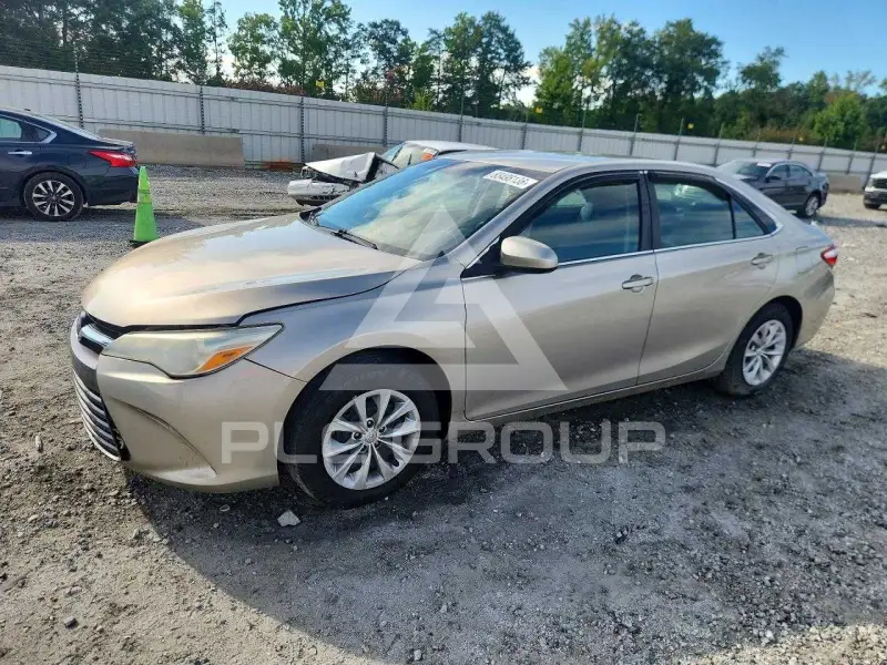 2015 Toyota CAMRY фото