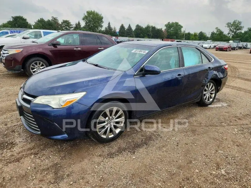2015 Toyota CAMRY фото