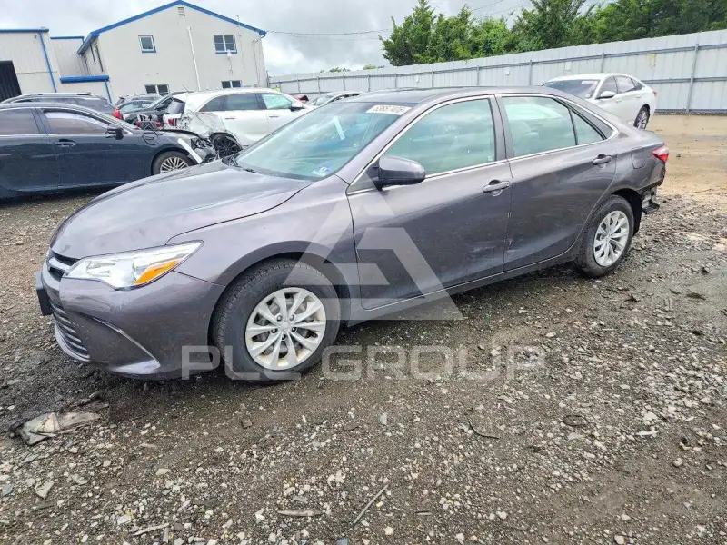 2015 Toyota CAMRY photo