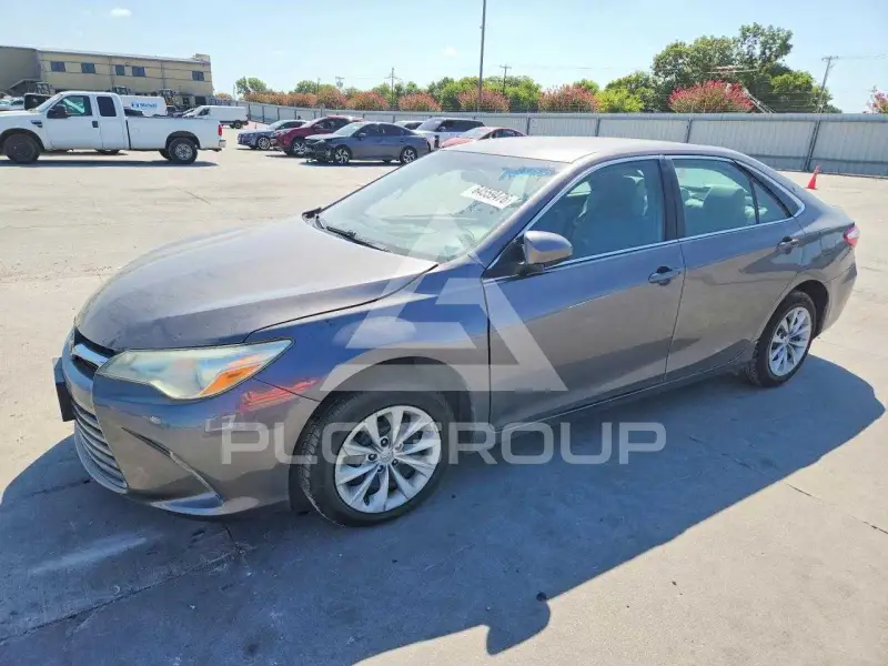 2015 Toyota CAMRY photo