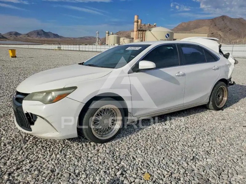 2015 Toyota CAMRY фото