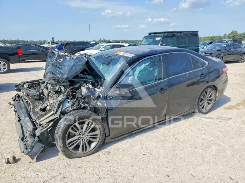 2015 Toyota CAMRY photo