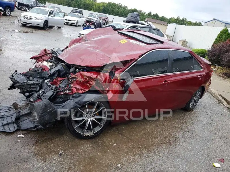 2015 Toyota CAMRY фото