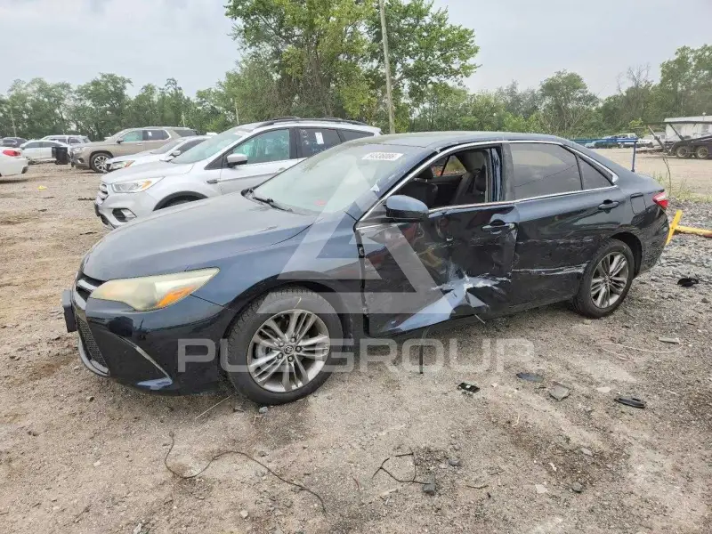 2015 Toyota CAMRY фото