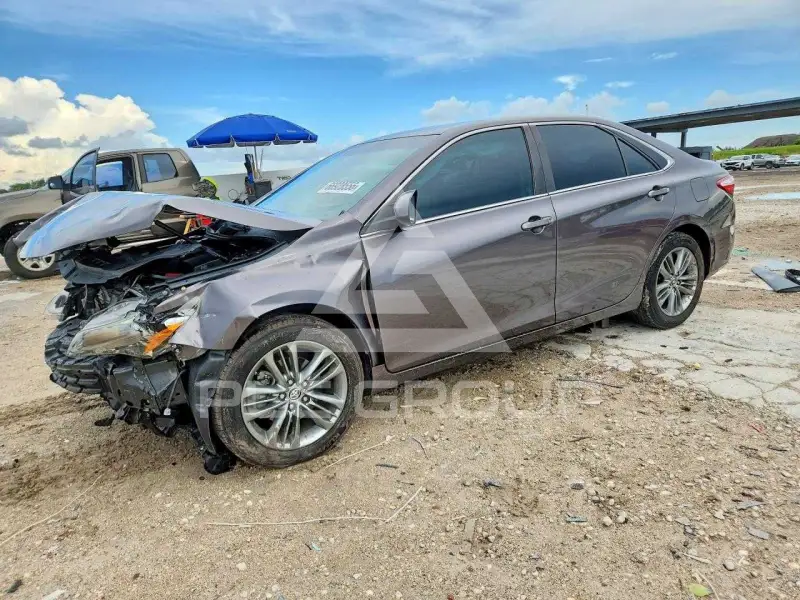 2015 Toyota CAMRY фото