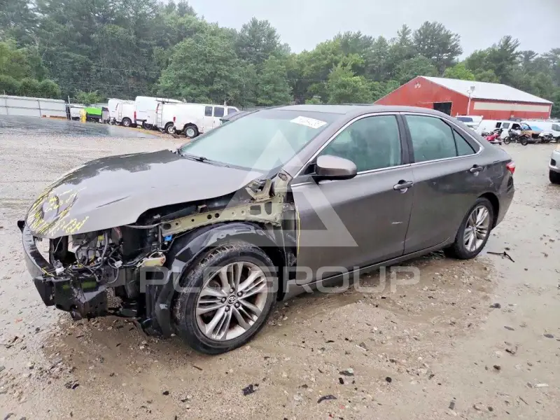 2015 Toyota CAMRY фото
