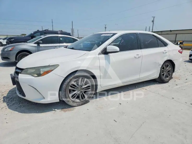 2015 Toyota CAMRY фото