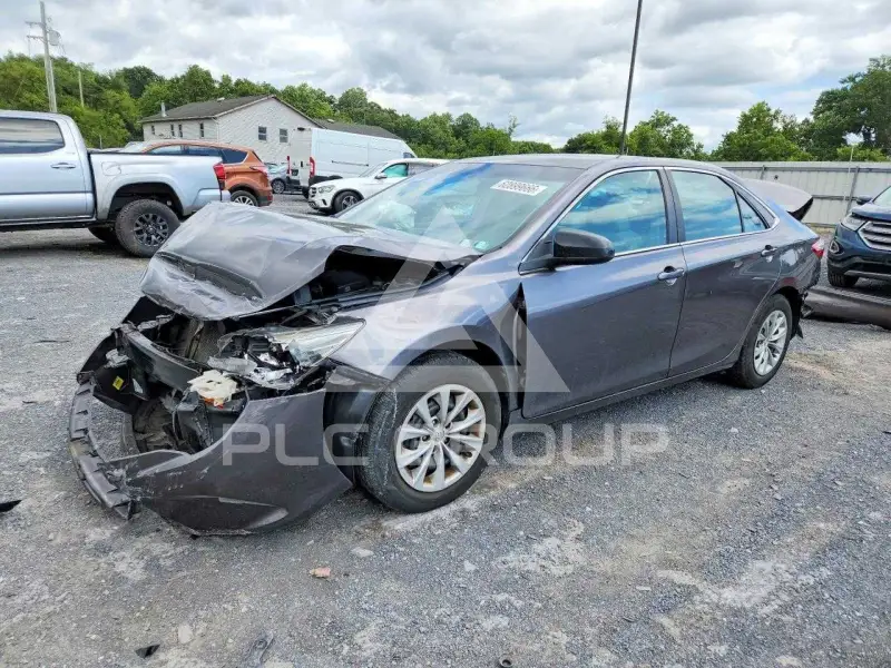 2015 Toyota CAMRY фото