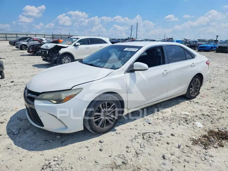 2015 Toyota CAMRY photo