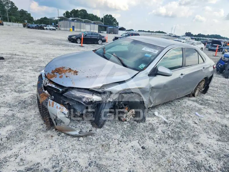 2015 Toyota CAMRY фото
