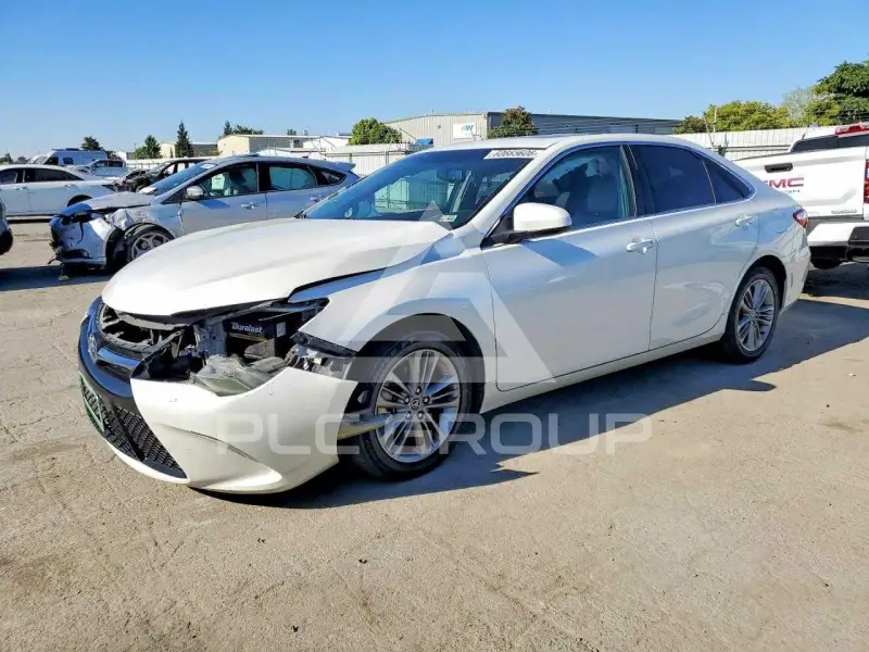 2015 Toyota CAMRY фото
