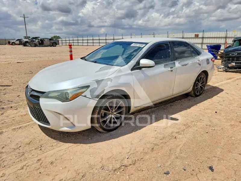 2015 Toyota CAMRY photo