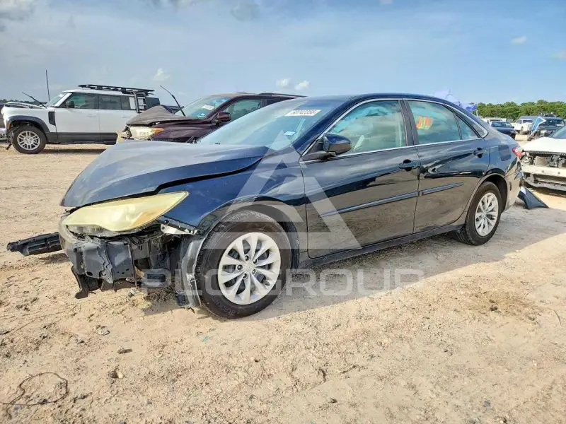 2015 Toyota CAMRY photo