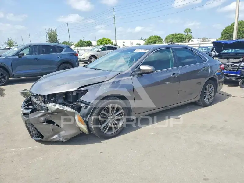 2015 Toyota CAMRY photo