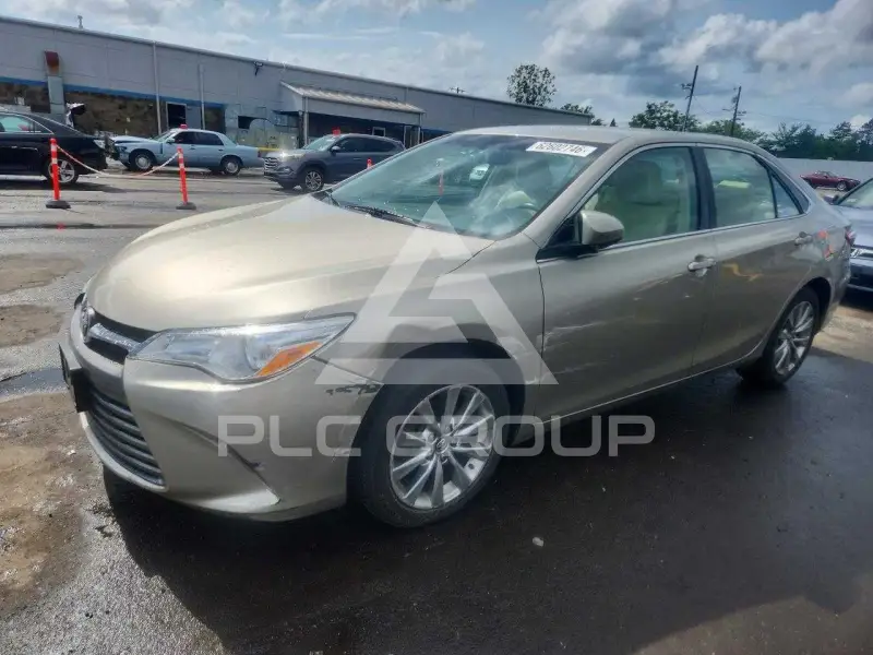 2015 Toyota CAMRY фото