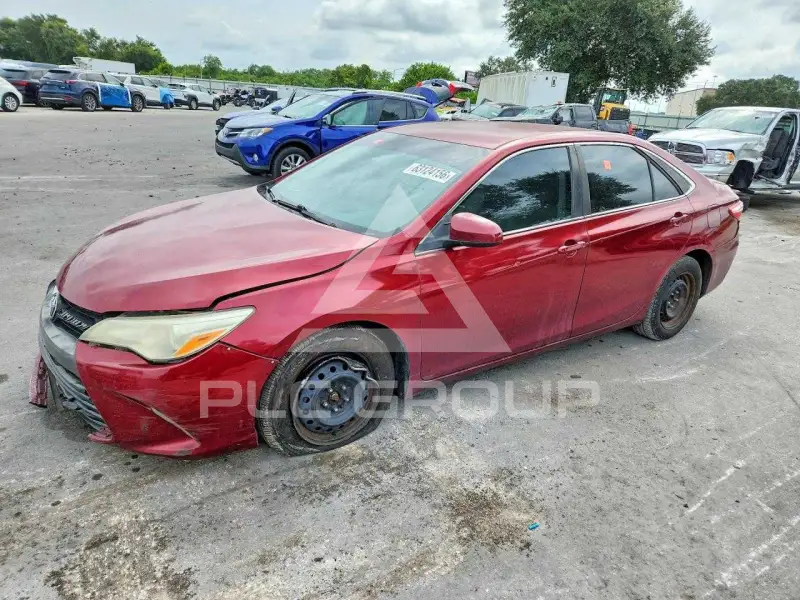 2015 Toyota CAMRY фото