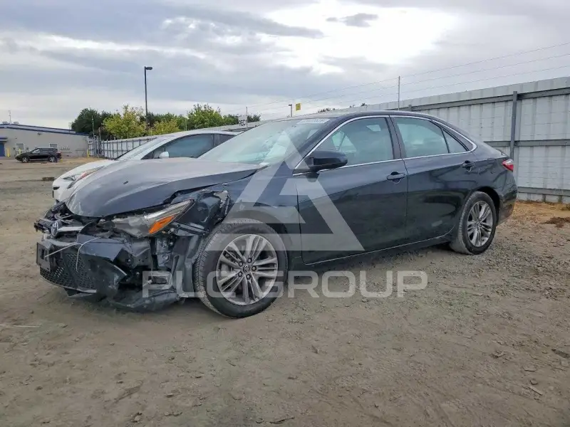 2015 Toyota CAMRY photo