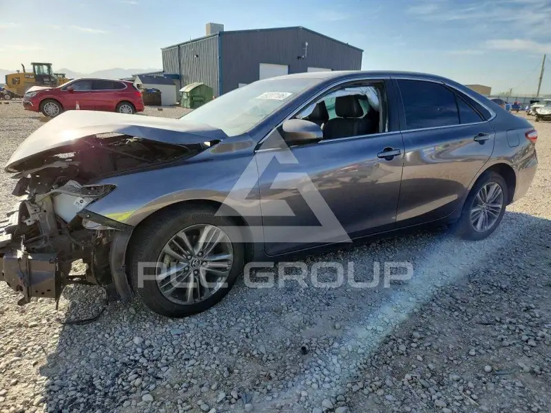 2015 Toyota CAMRY фото