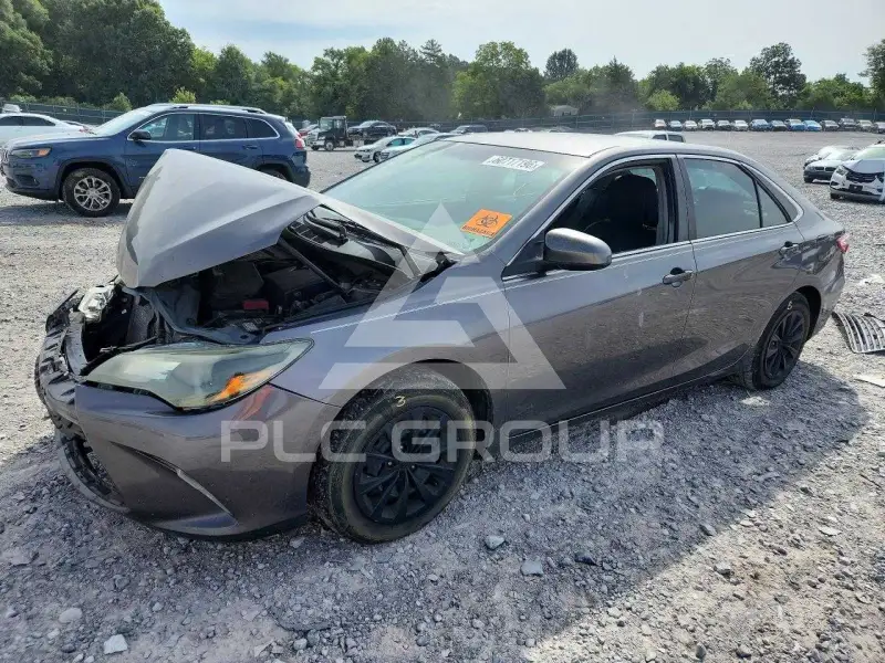 2015 Toyota CAMRY фото