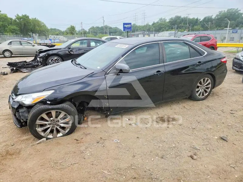 2015 Toyota CAMRY фото