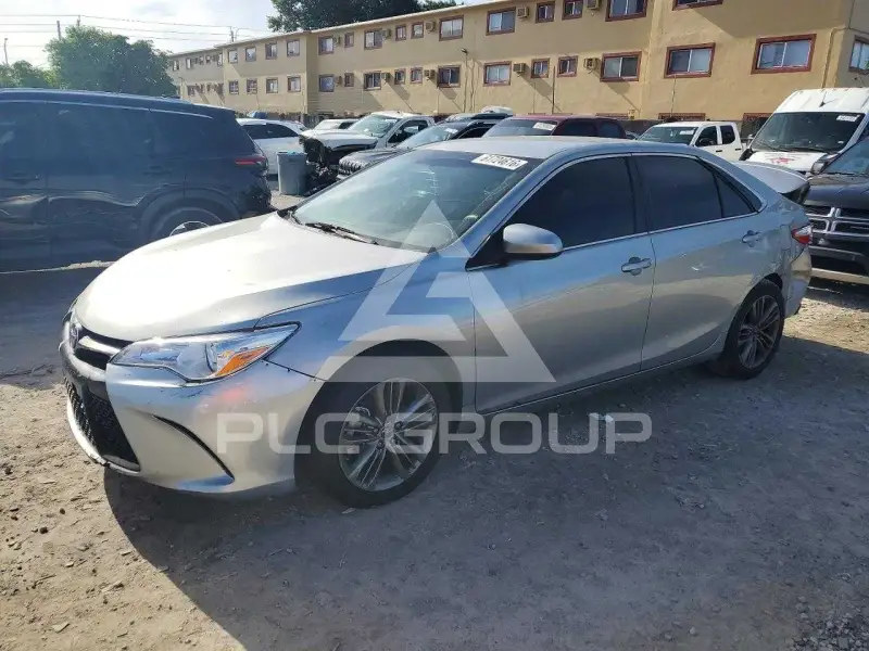2015 Toyota CAMRY фото