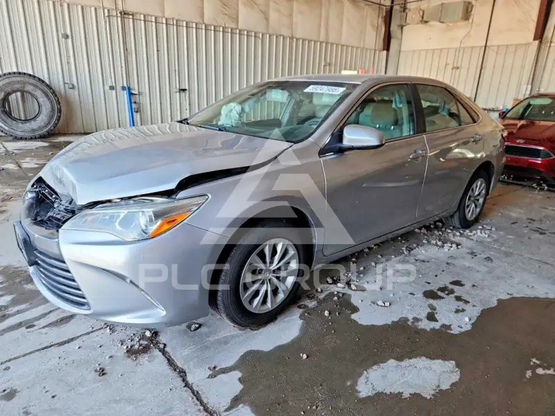 2015 Toyota CAMRY photo