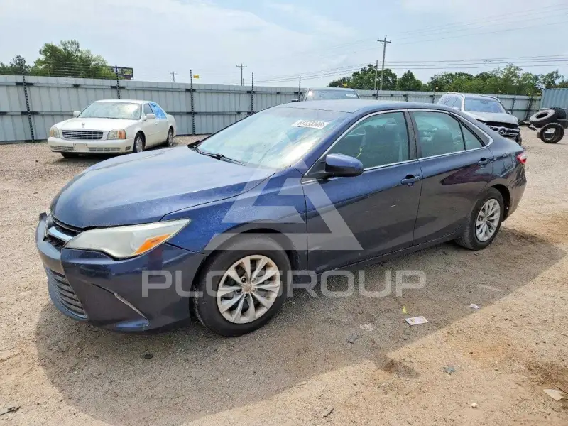 2015 Toyota CAMRY photo