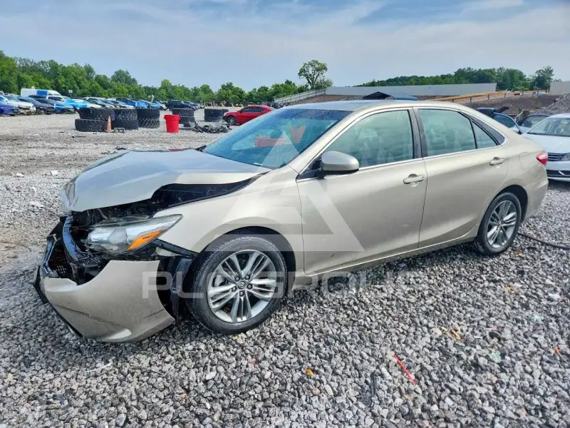 2015 Toyota CAMRY фото