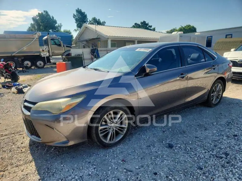 2015 Toyota CAMRY photo